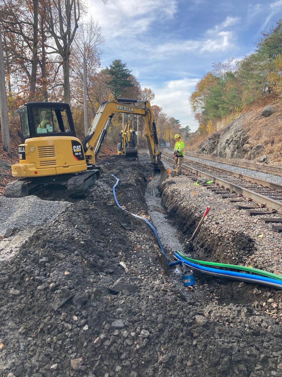 Trenching and installation of an innerduct east of the Brandeis Station (December 2023)