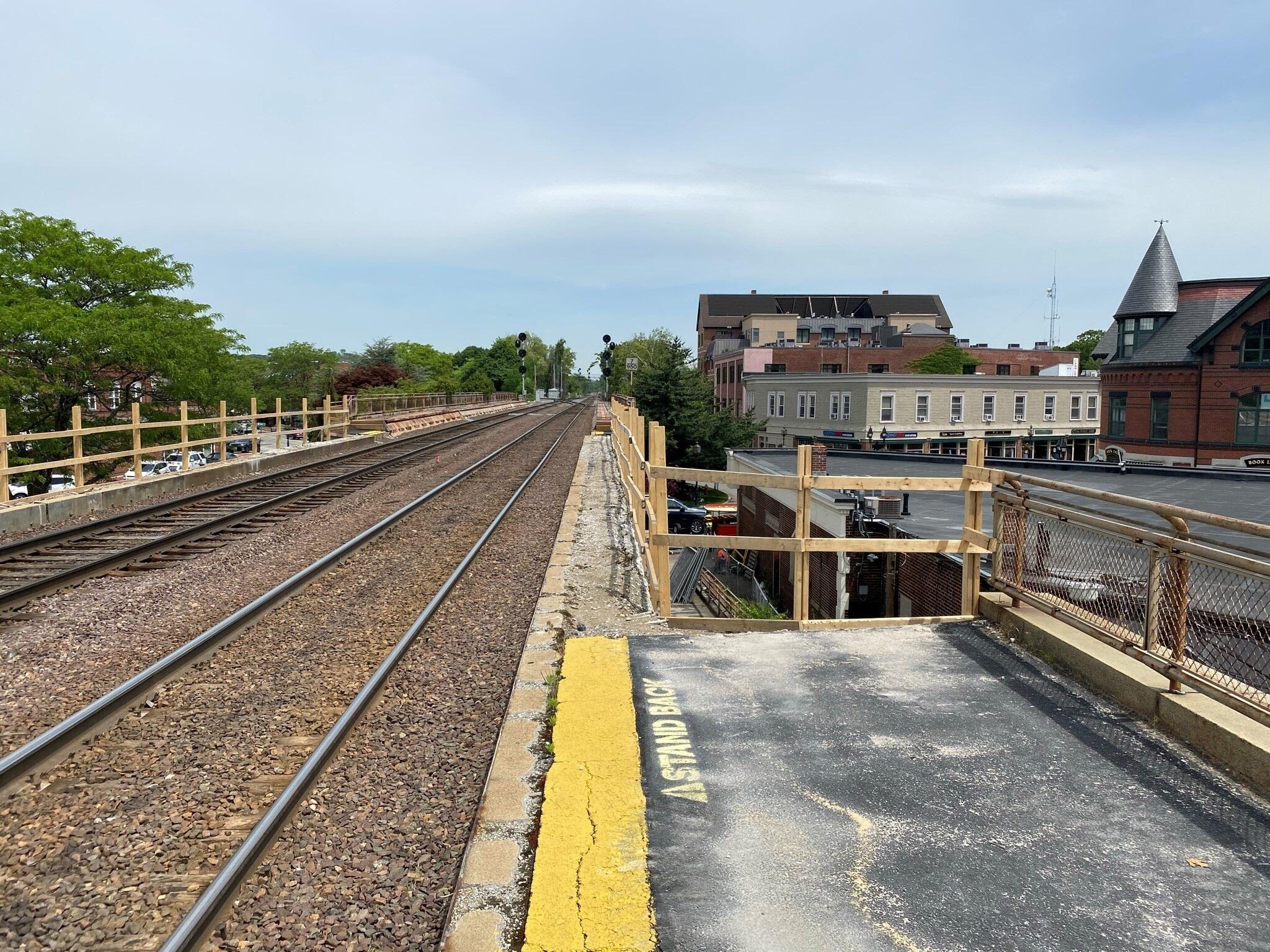 Completed demolition at the north end outbound platform at Winchester Station, as seen from the platform (June 2021). 