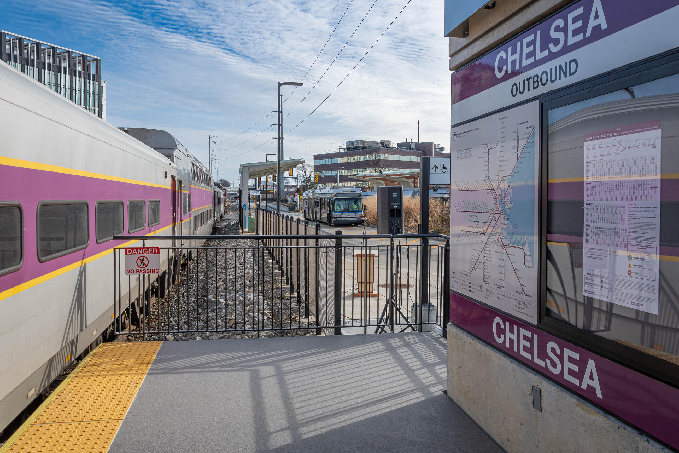 Located adjacent to the SL3 Chelsea stop, the new multimodal station is fully accessible and features high-level platforms, canopies and benches, new sidewalks, and more.
