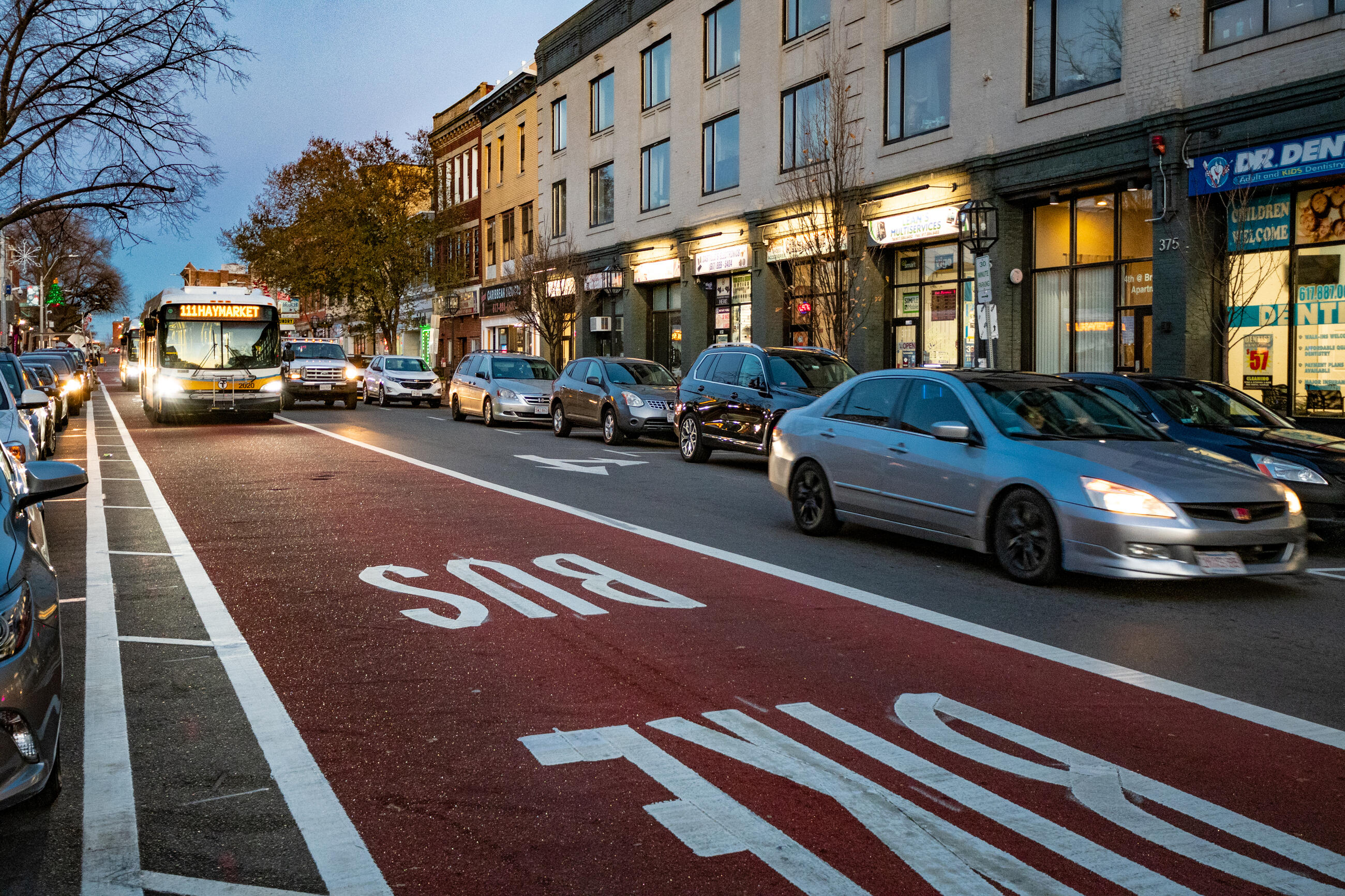 A bus in Chelsea drives down a bus lane