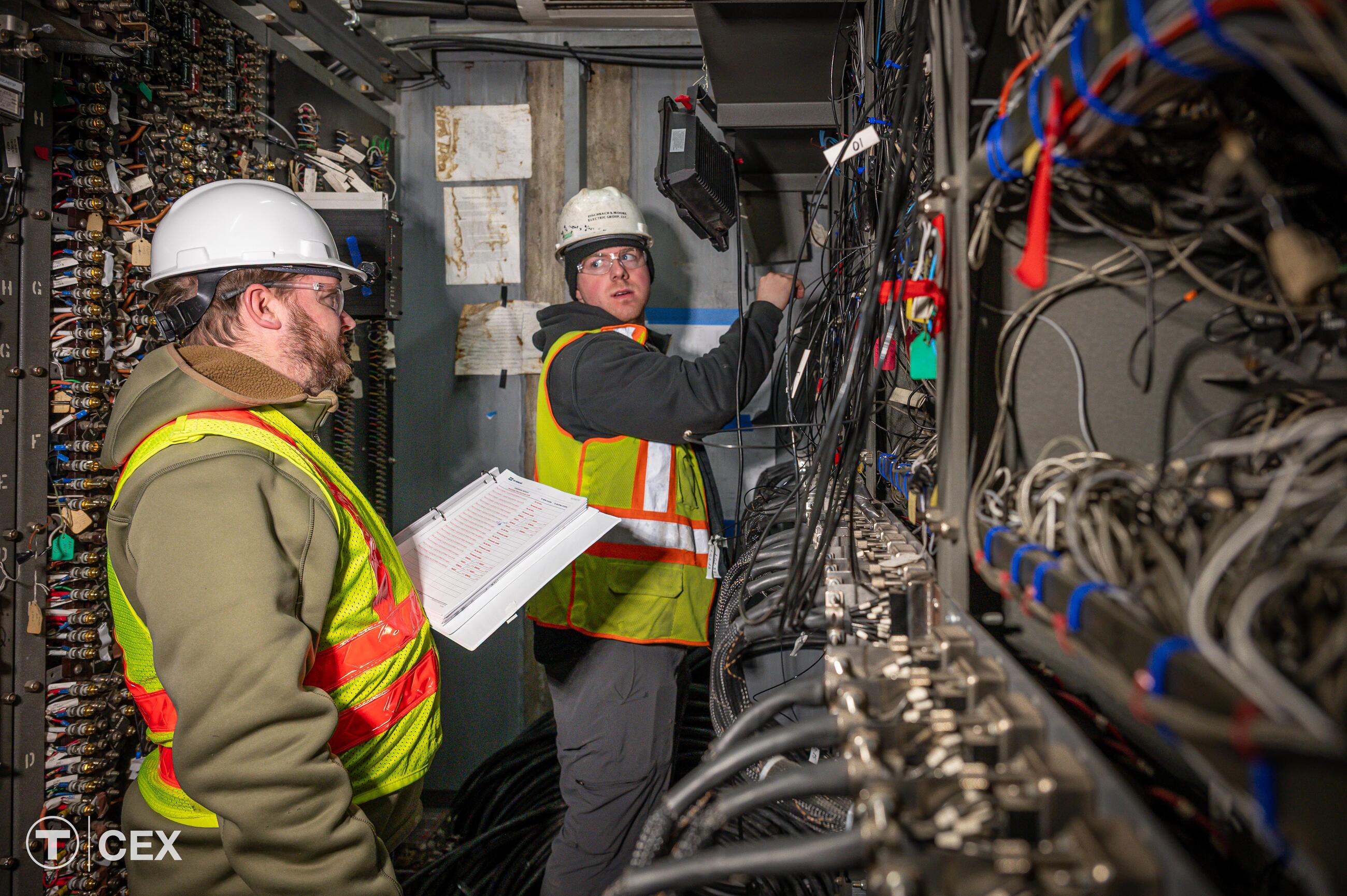 Signal work on the Red Line